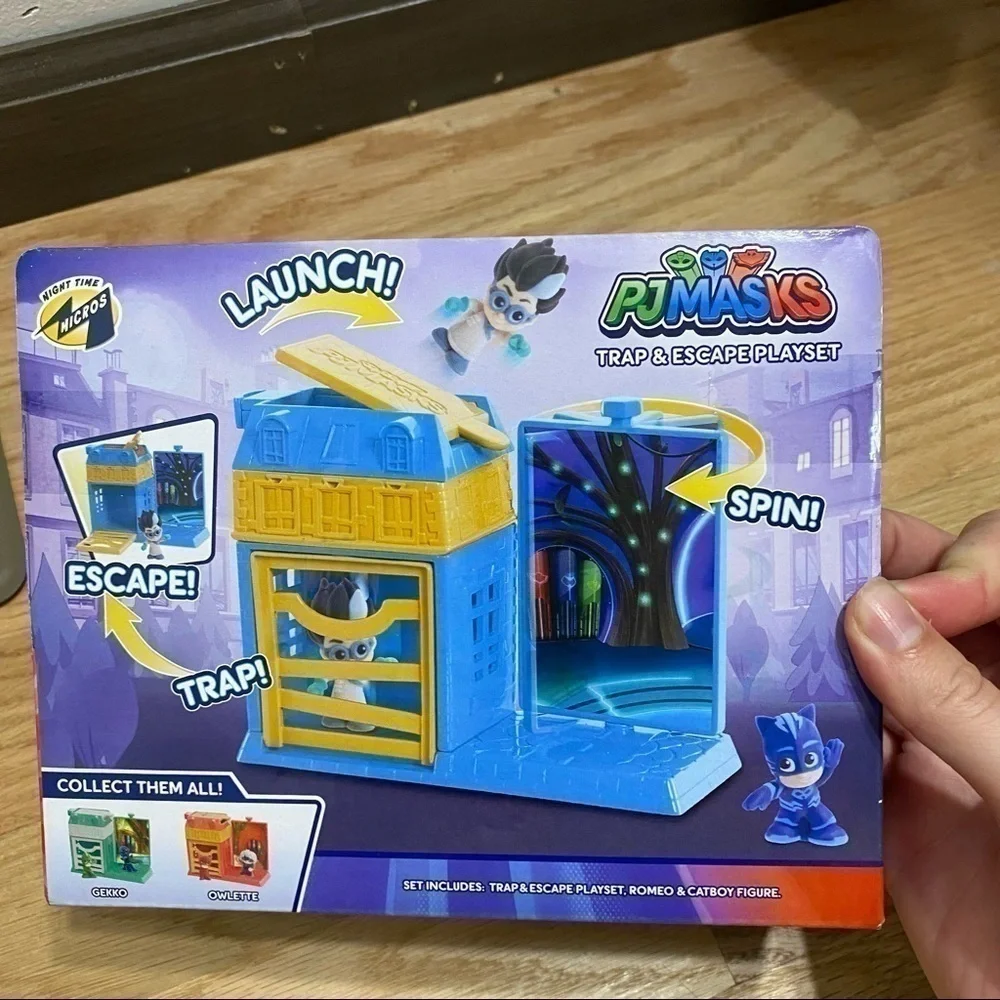 PJ Masks Trap & Escape Playset Catboy & Romeo NEW